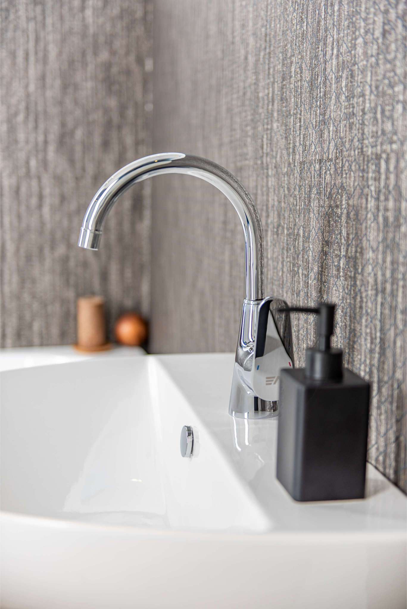 Value Verona High Basin Mixer – Chrome – VB 5013